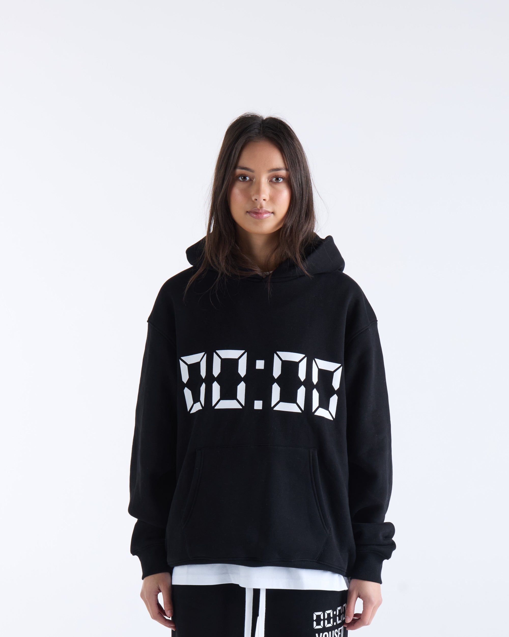 US AGAINST TIME HOODIE - Black