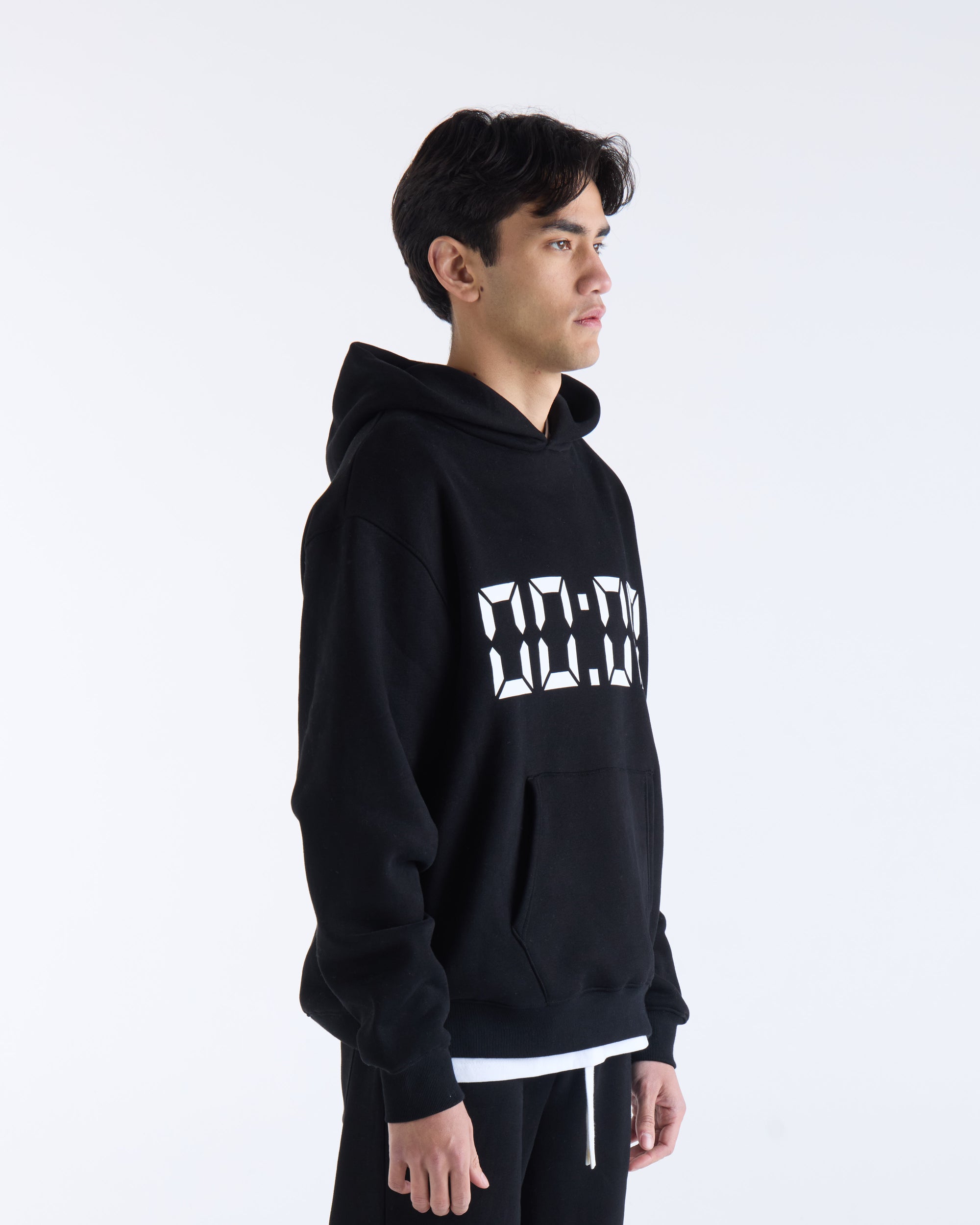 US AGAINST TIME HOODIE - Black