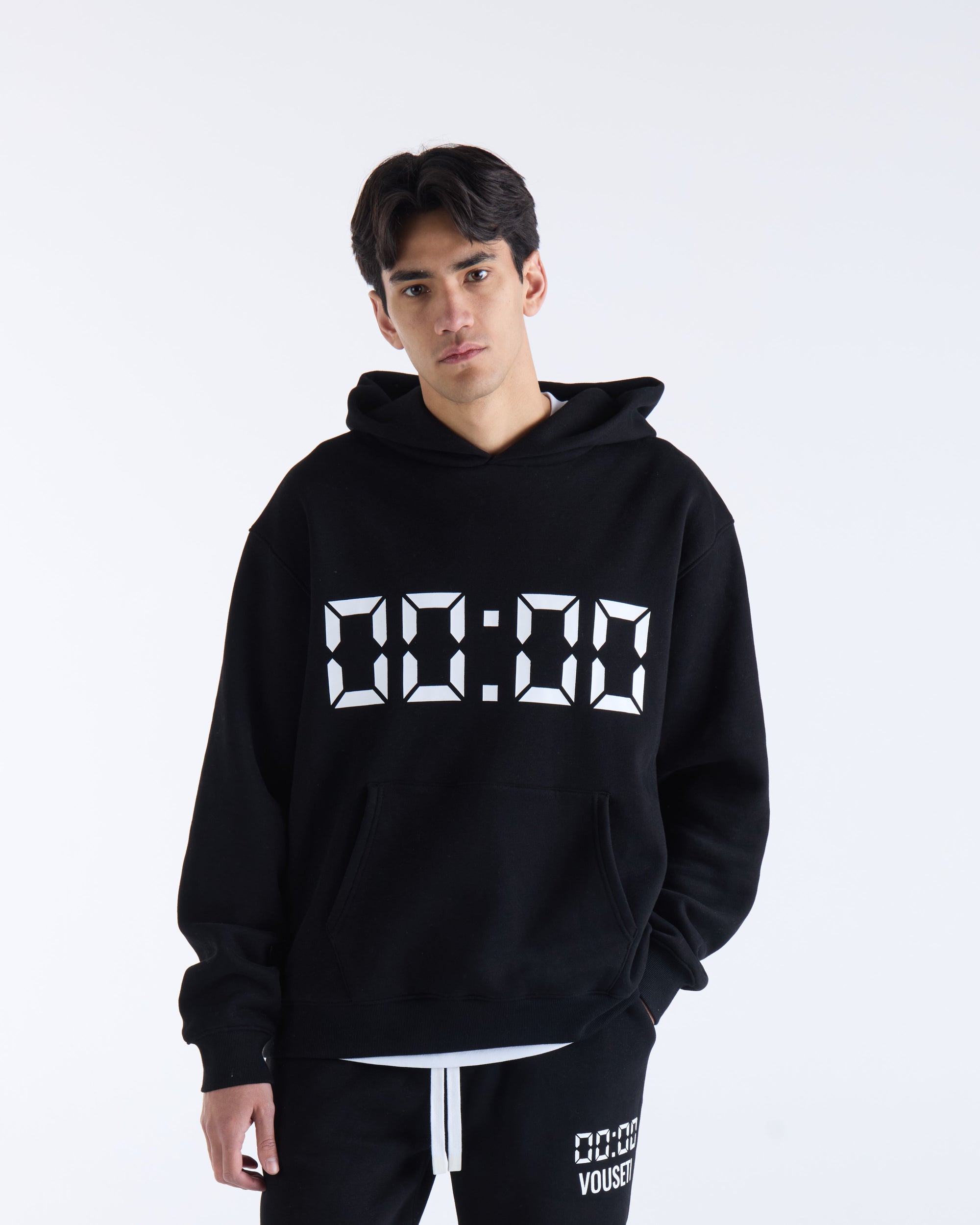 US AGAINST TIME HOODIE - Black