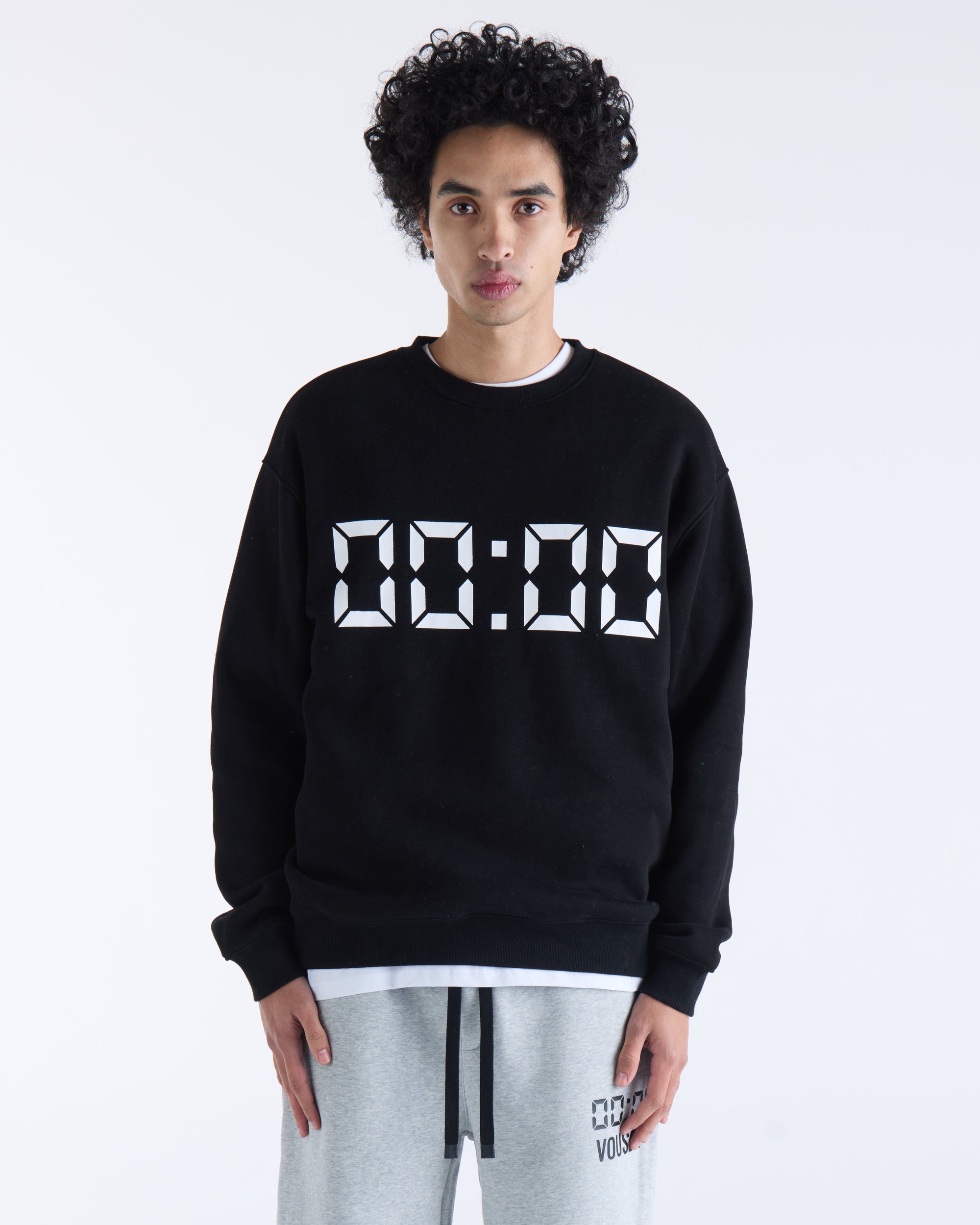 US AGAINST TIME SWEATER - Black
