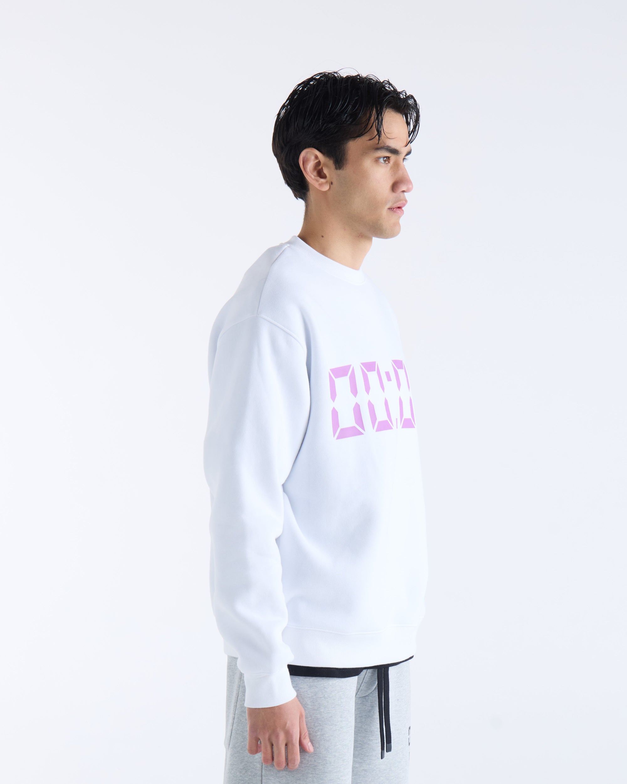 US AGAINST TIME SWEATER - White