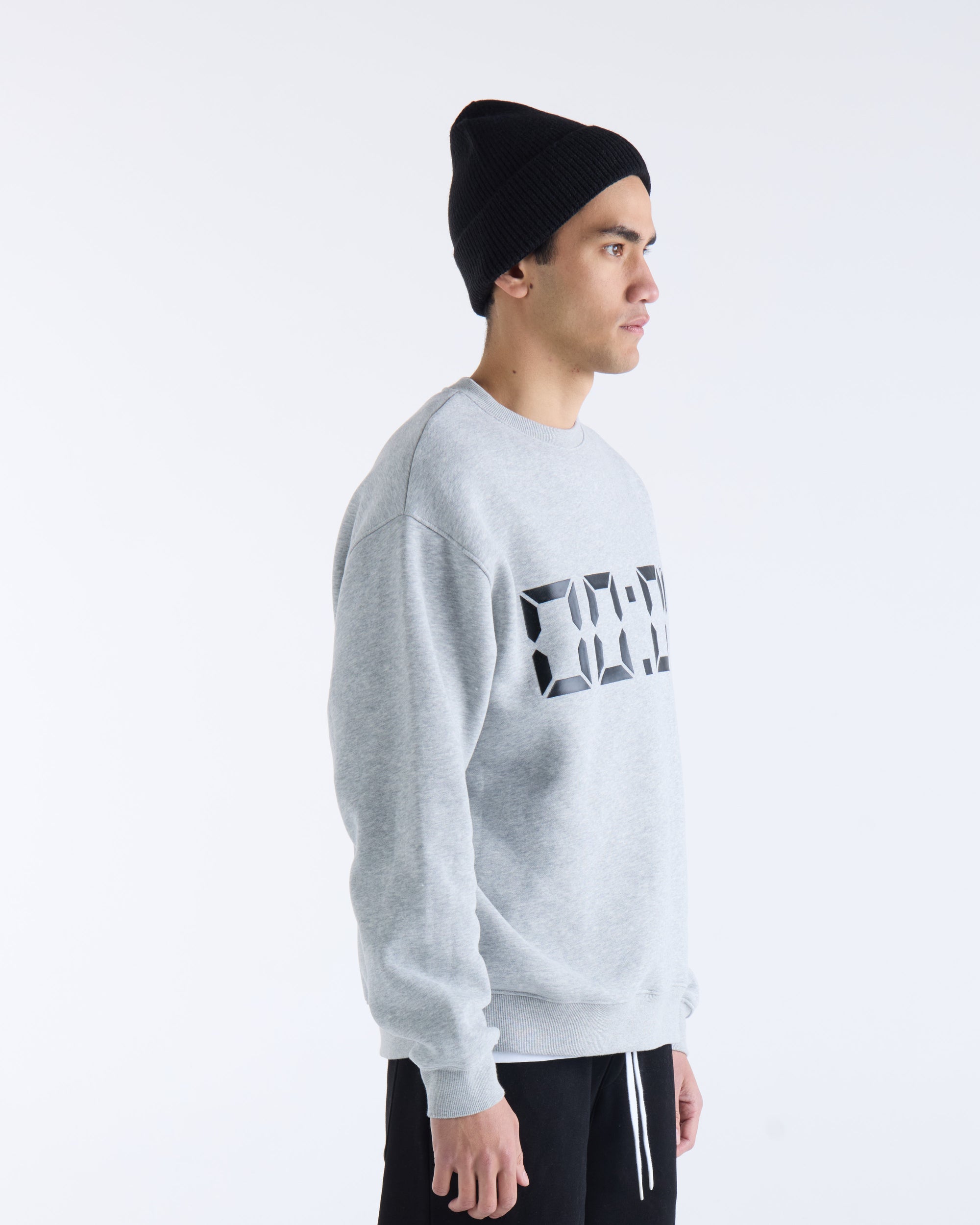 US AGAINST TIME SWEATER - Grey Marl