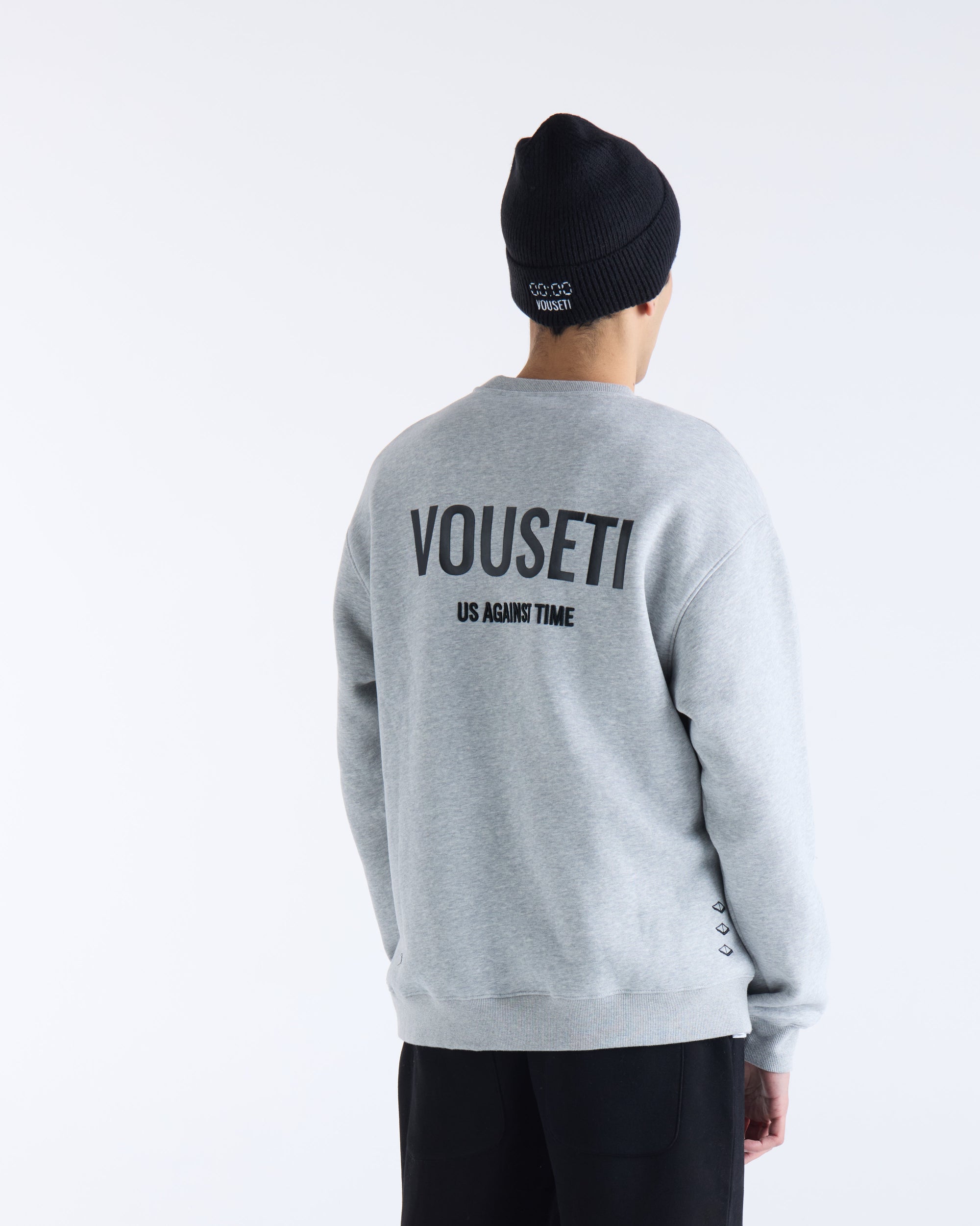 US AGAINST TIME SWEATER - Grey Marl