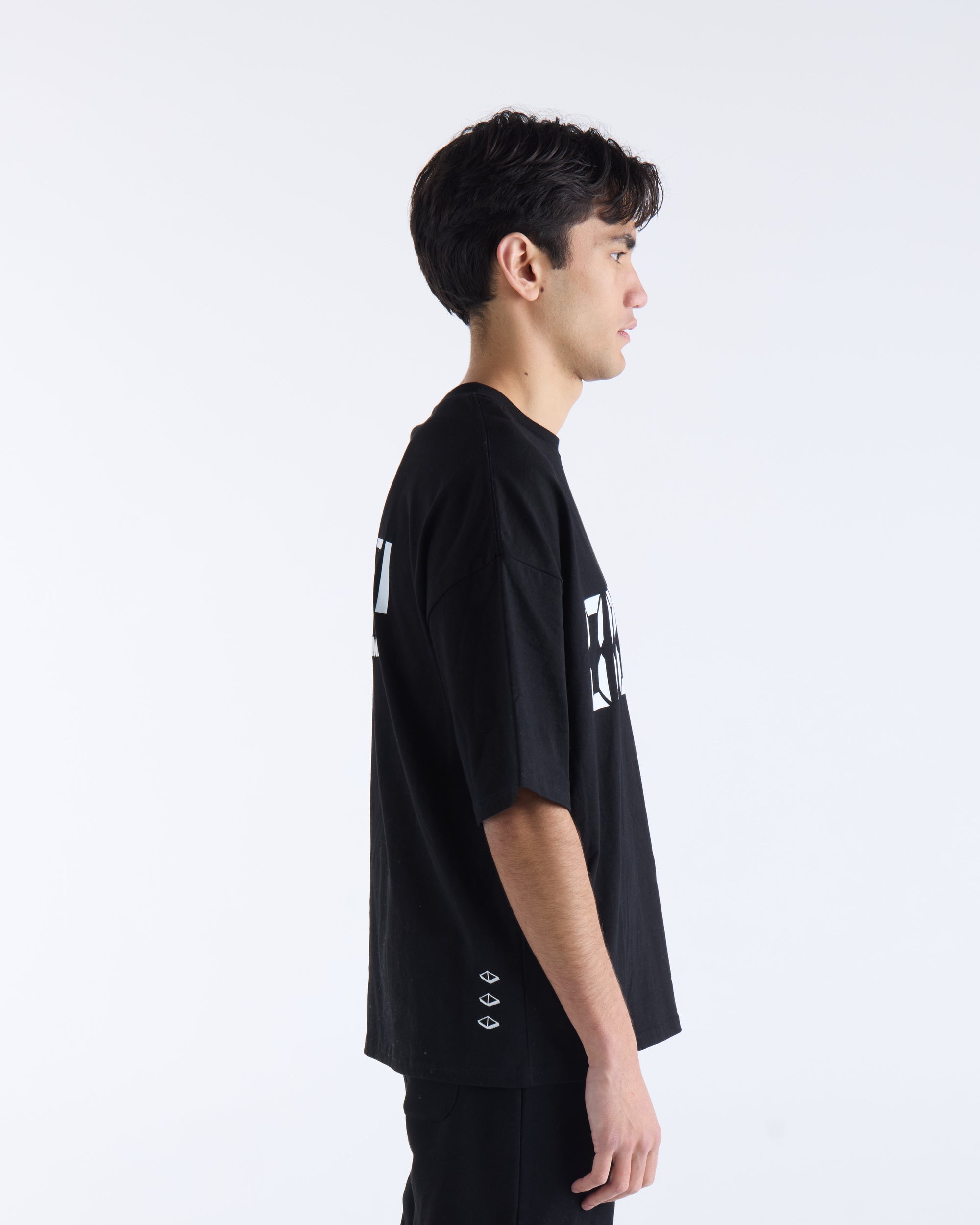 US AGAINST TIME T-SHIRT - Black