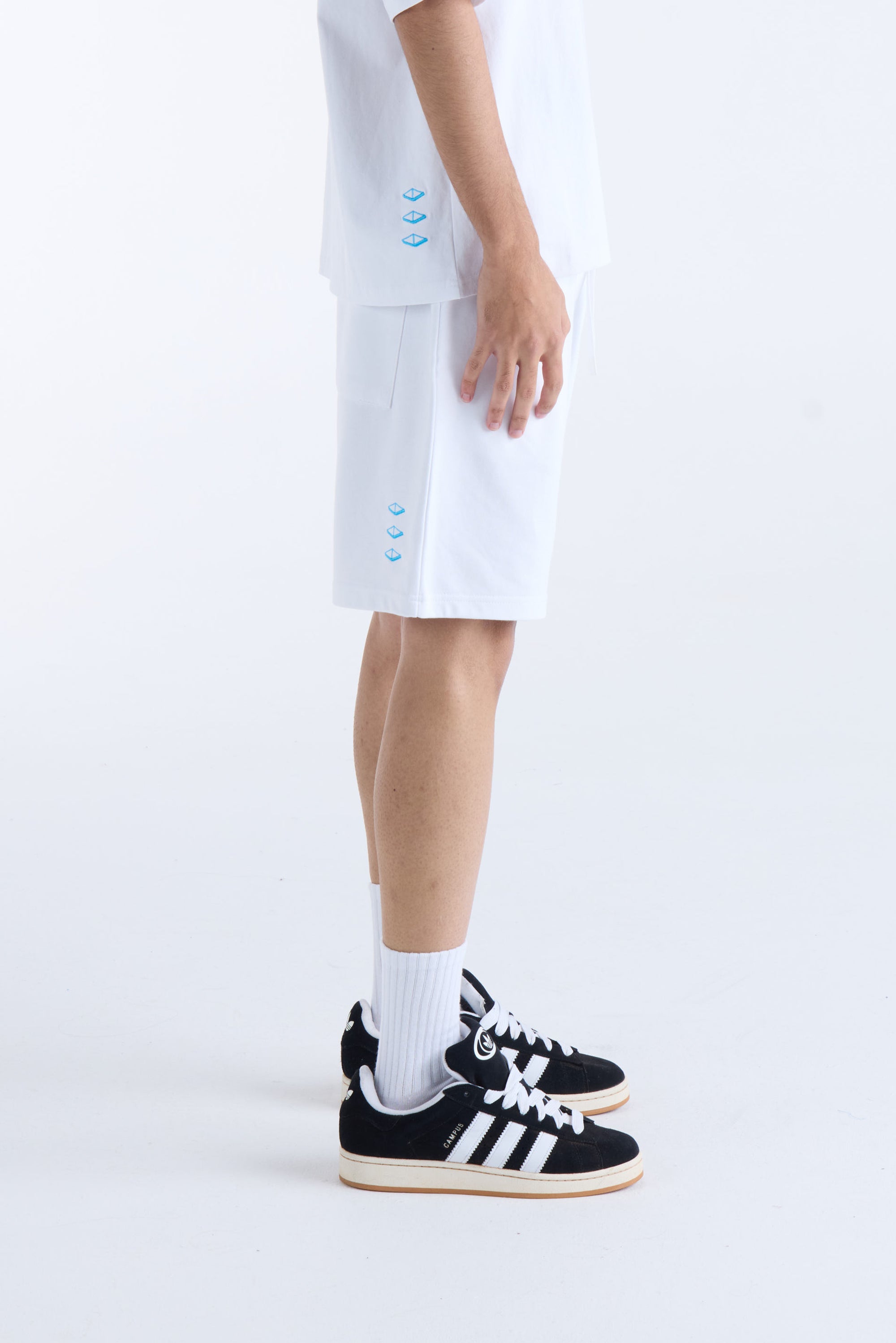 LOVE SHORT - White