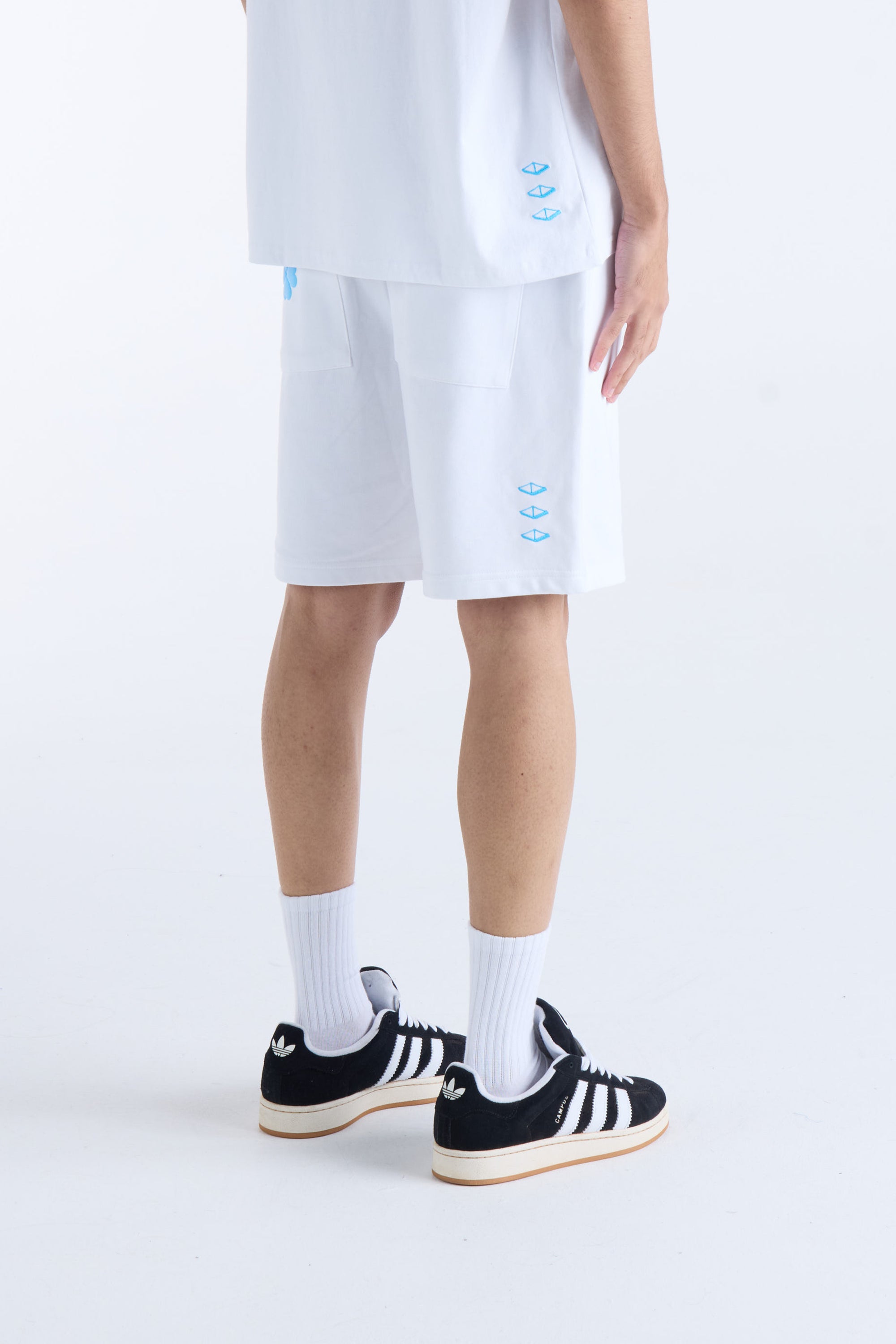 LOVE SHORT - White