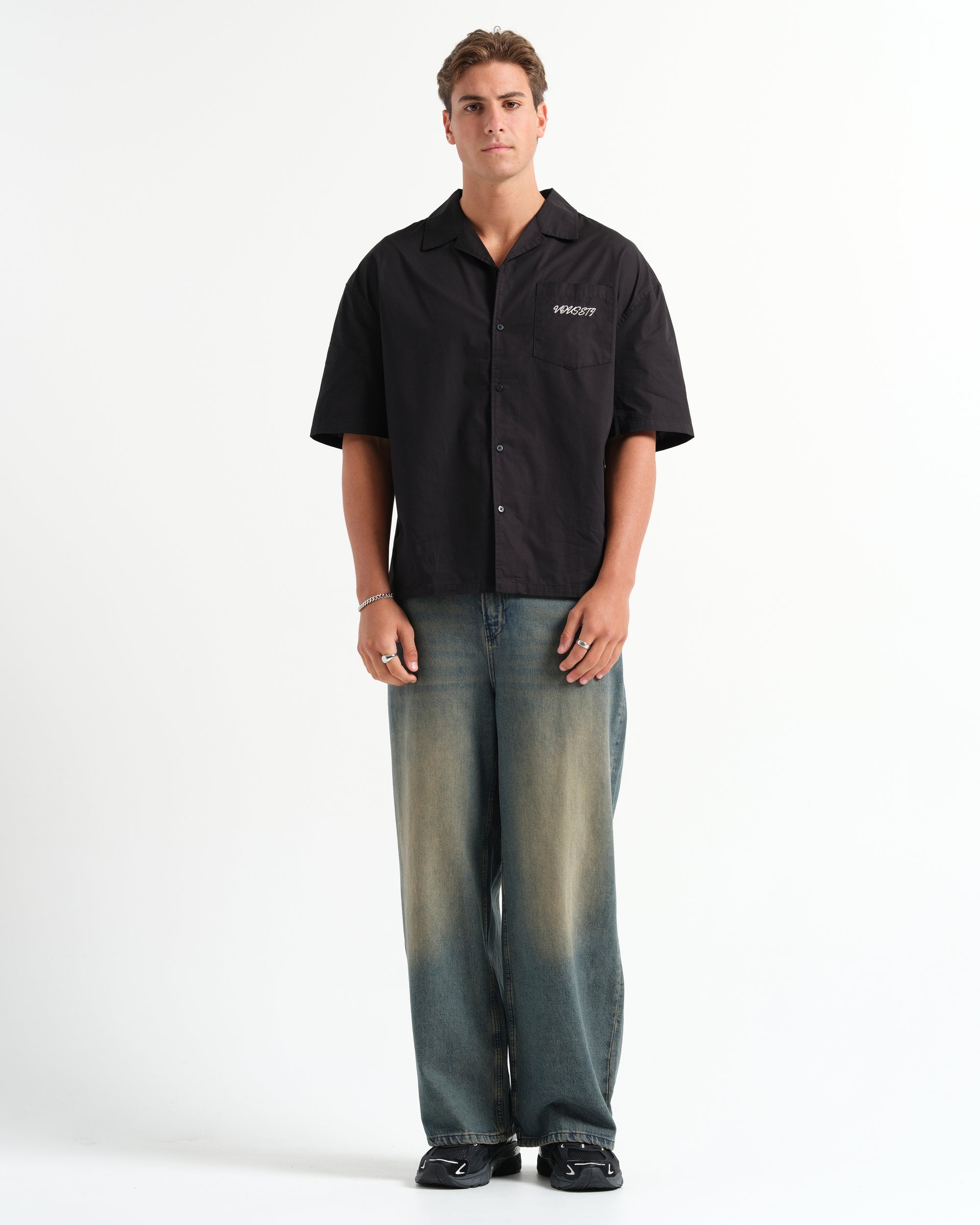DEMURE SHIRT - Black