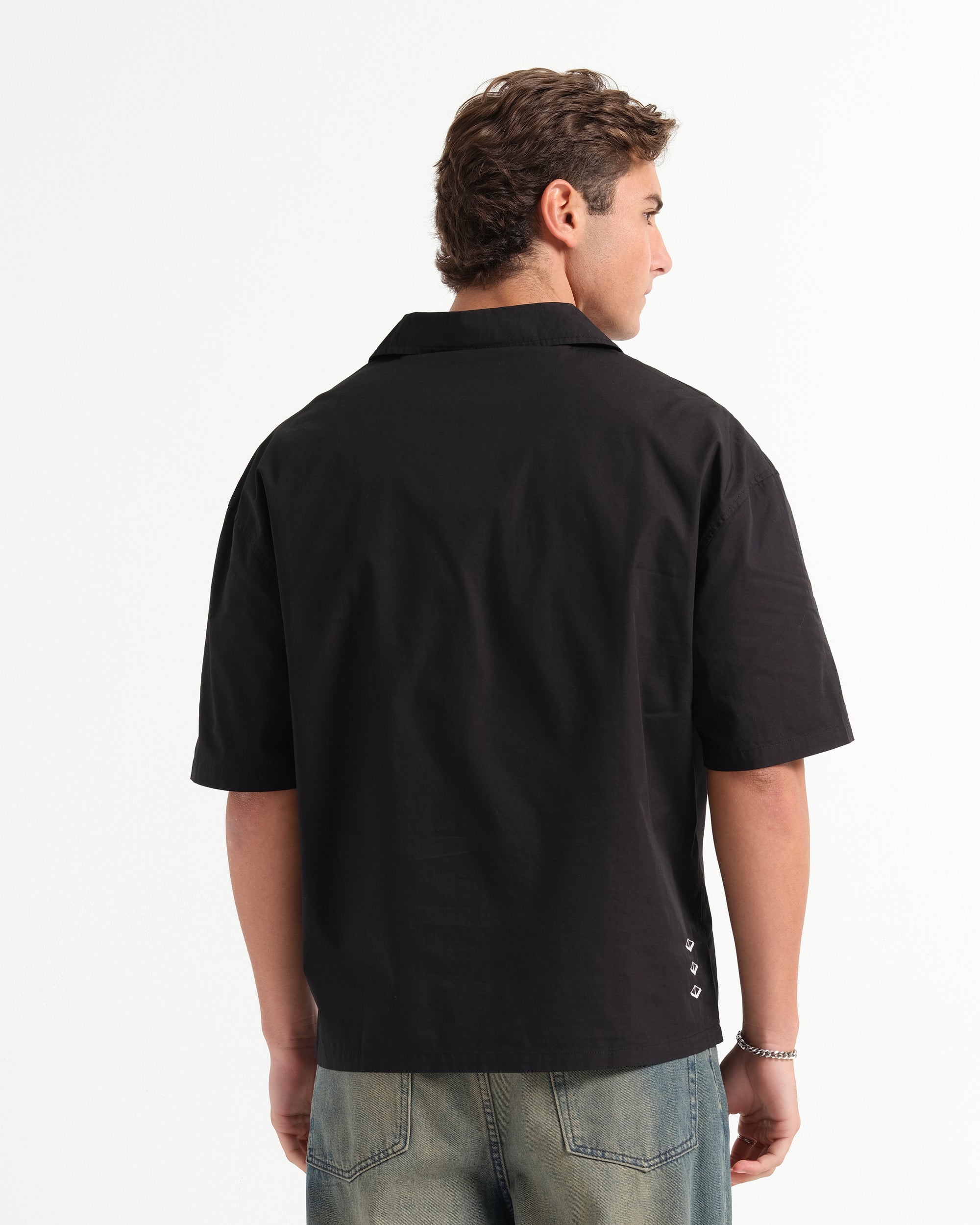 DEMURE SHIRT - Black