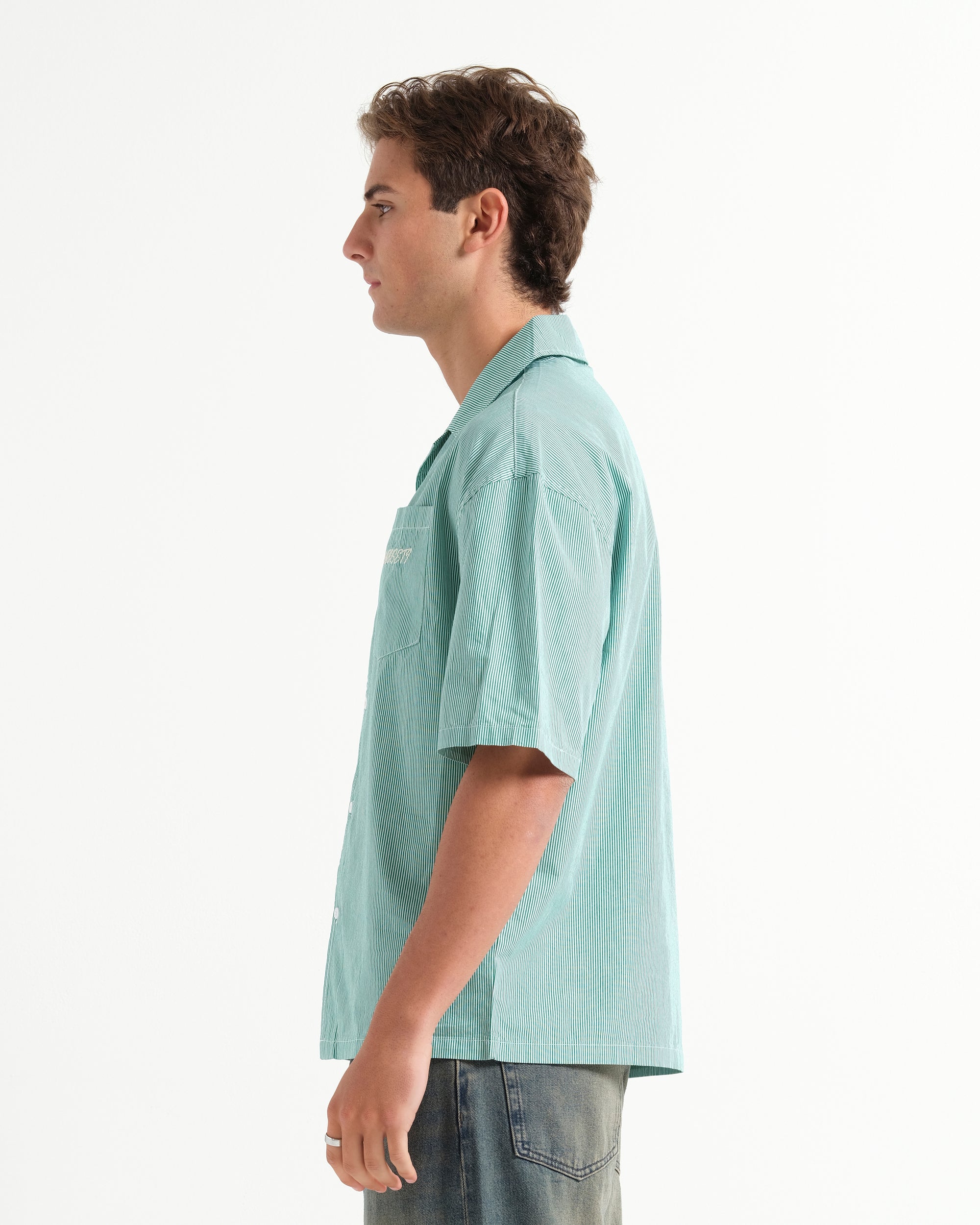 DEMURE SHIRT - Green