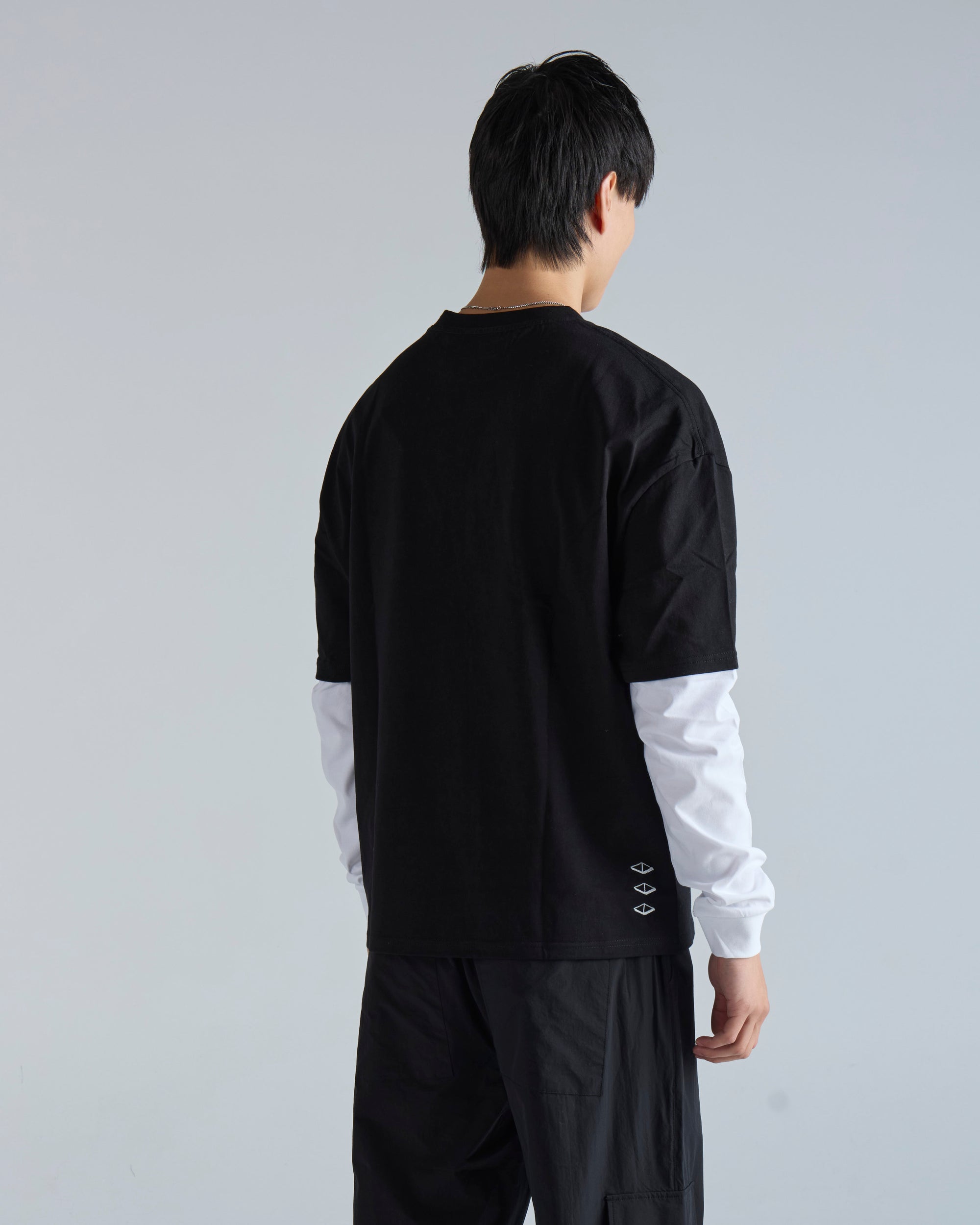 FUTURE IS NOW LS T-SHIRT - Black