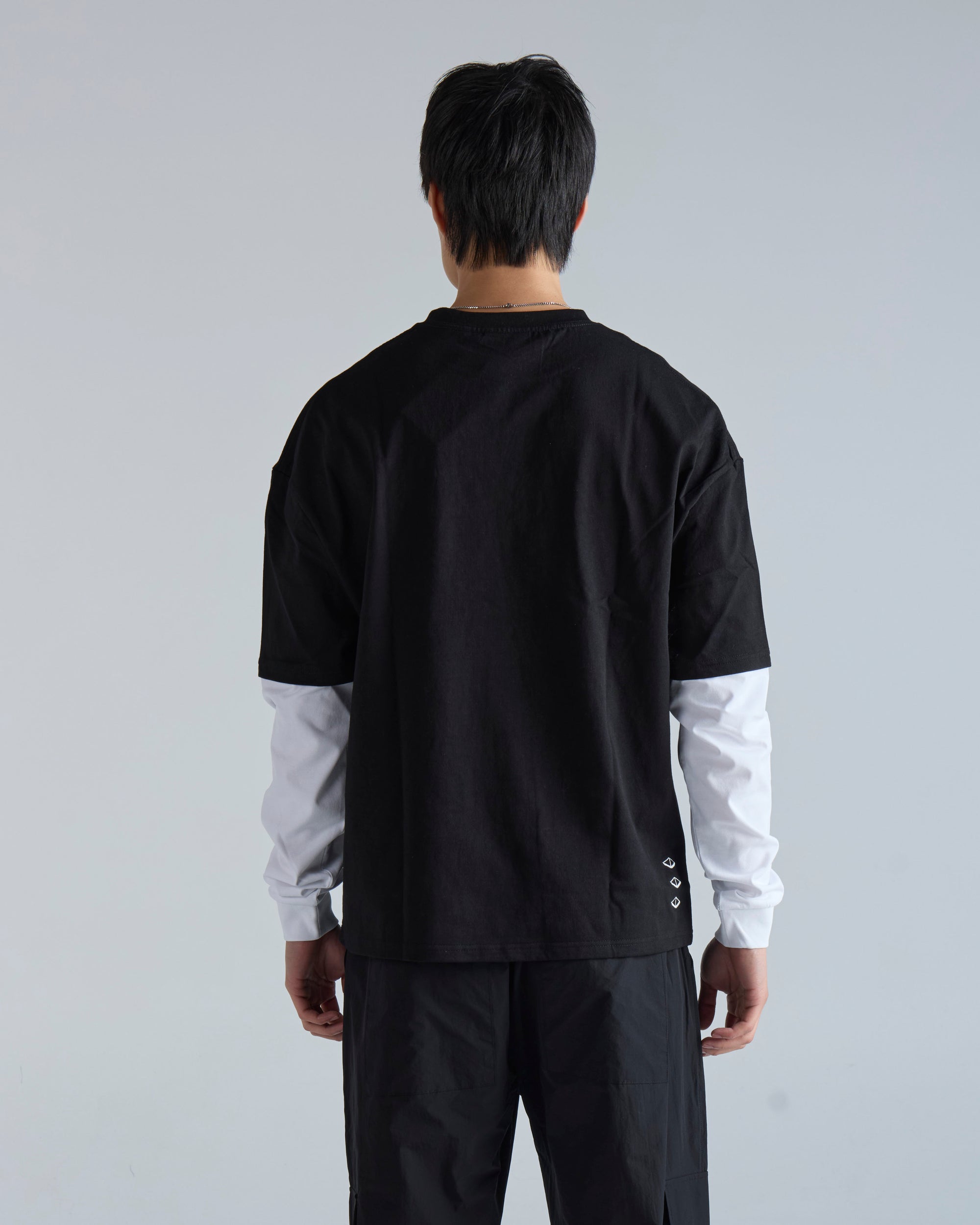 FUTURE IS NOW LS T-SHIRT - Black