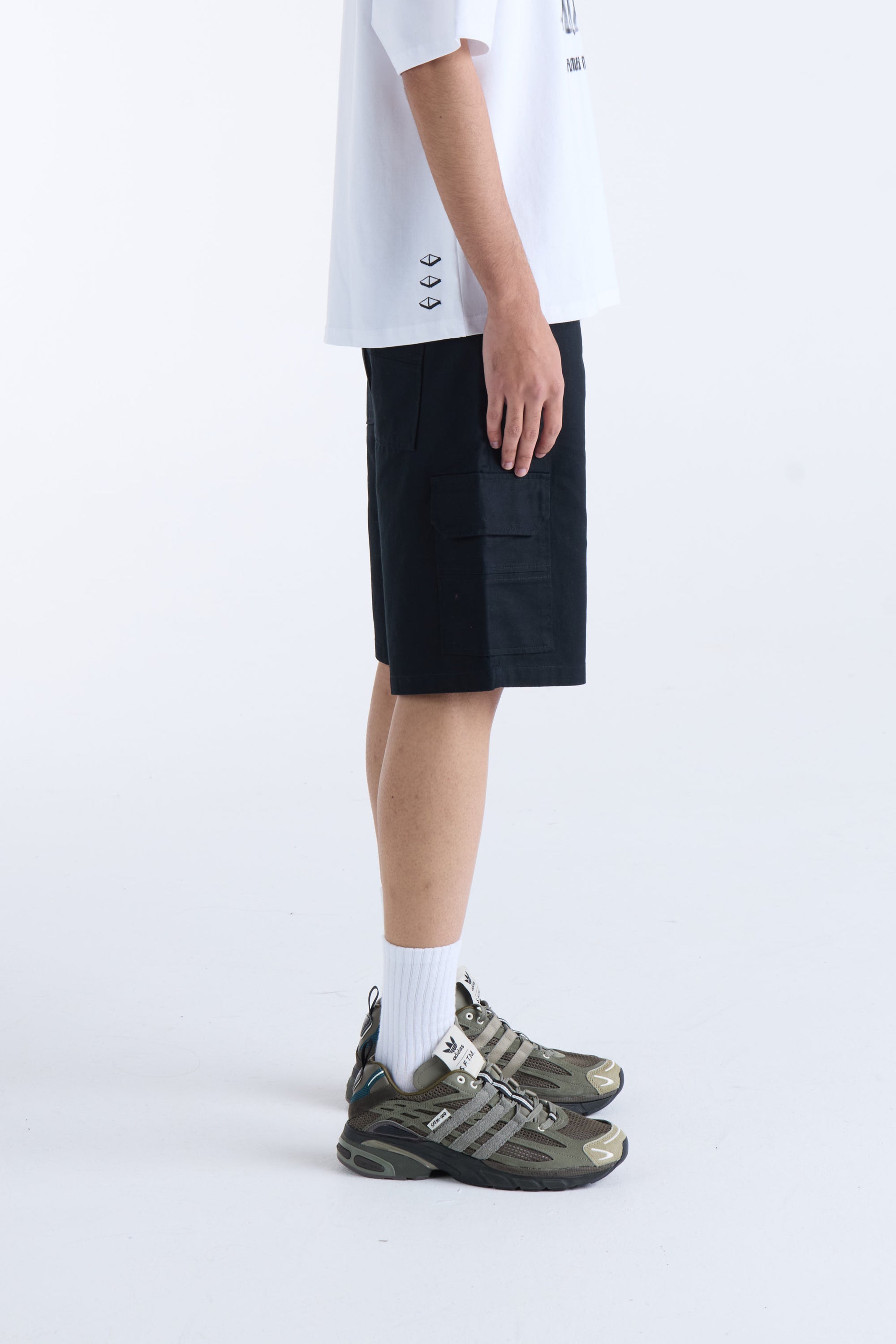 VOUSETI SYMBOL SHORT - Black