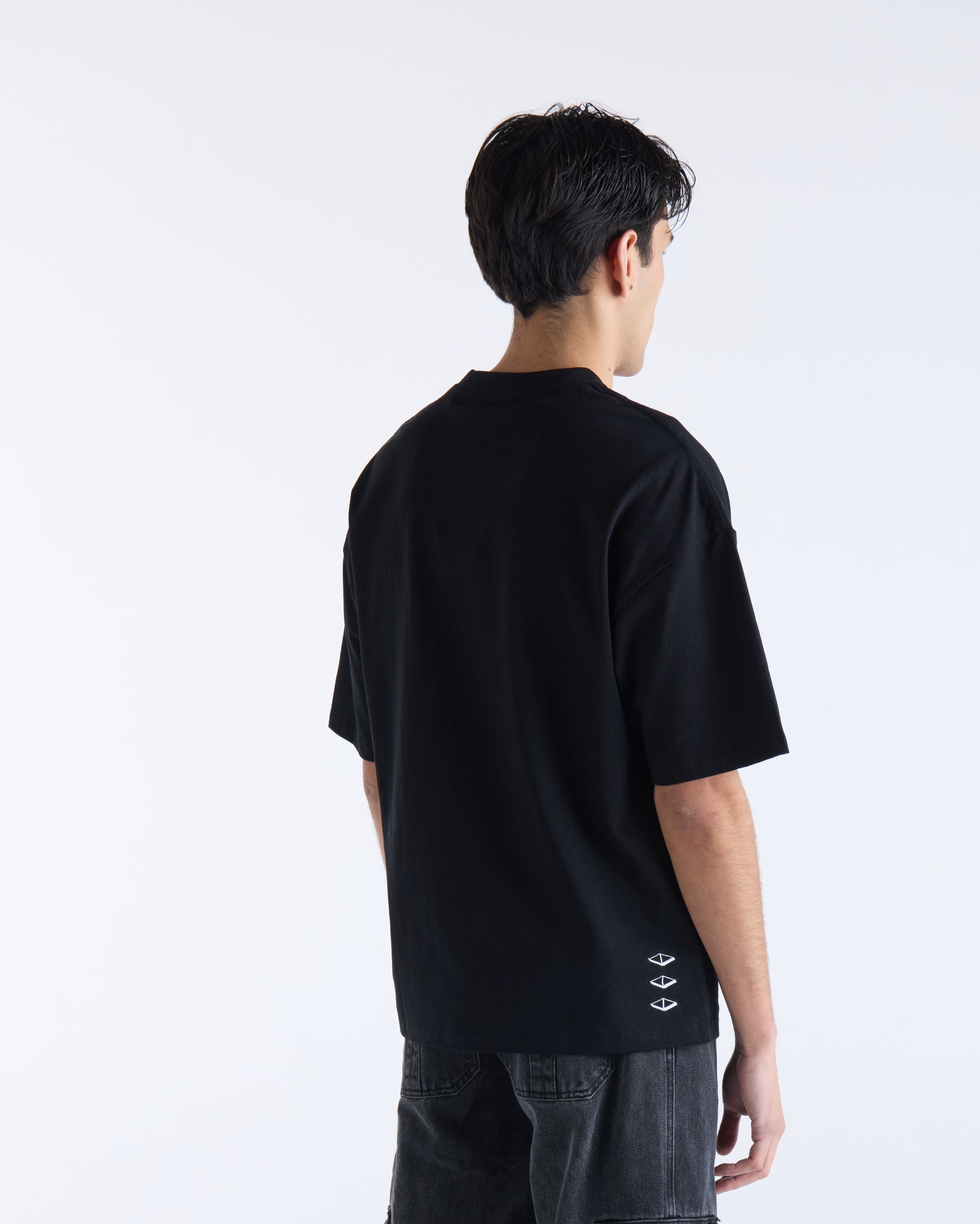 STAR T-SHIRT - Black