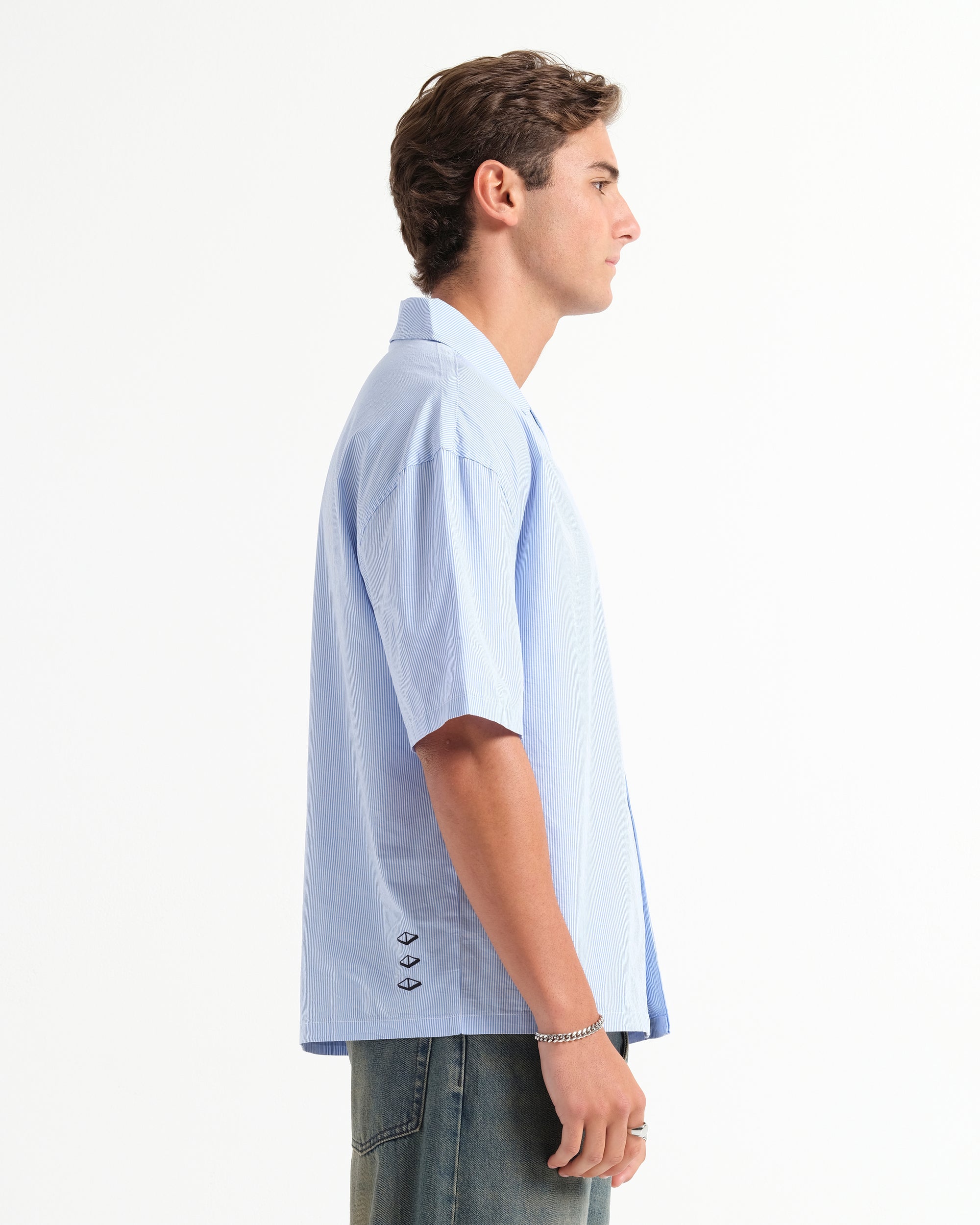 DEMURE SHIRT -  Blue