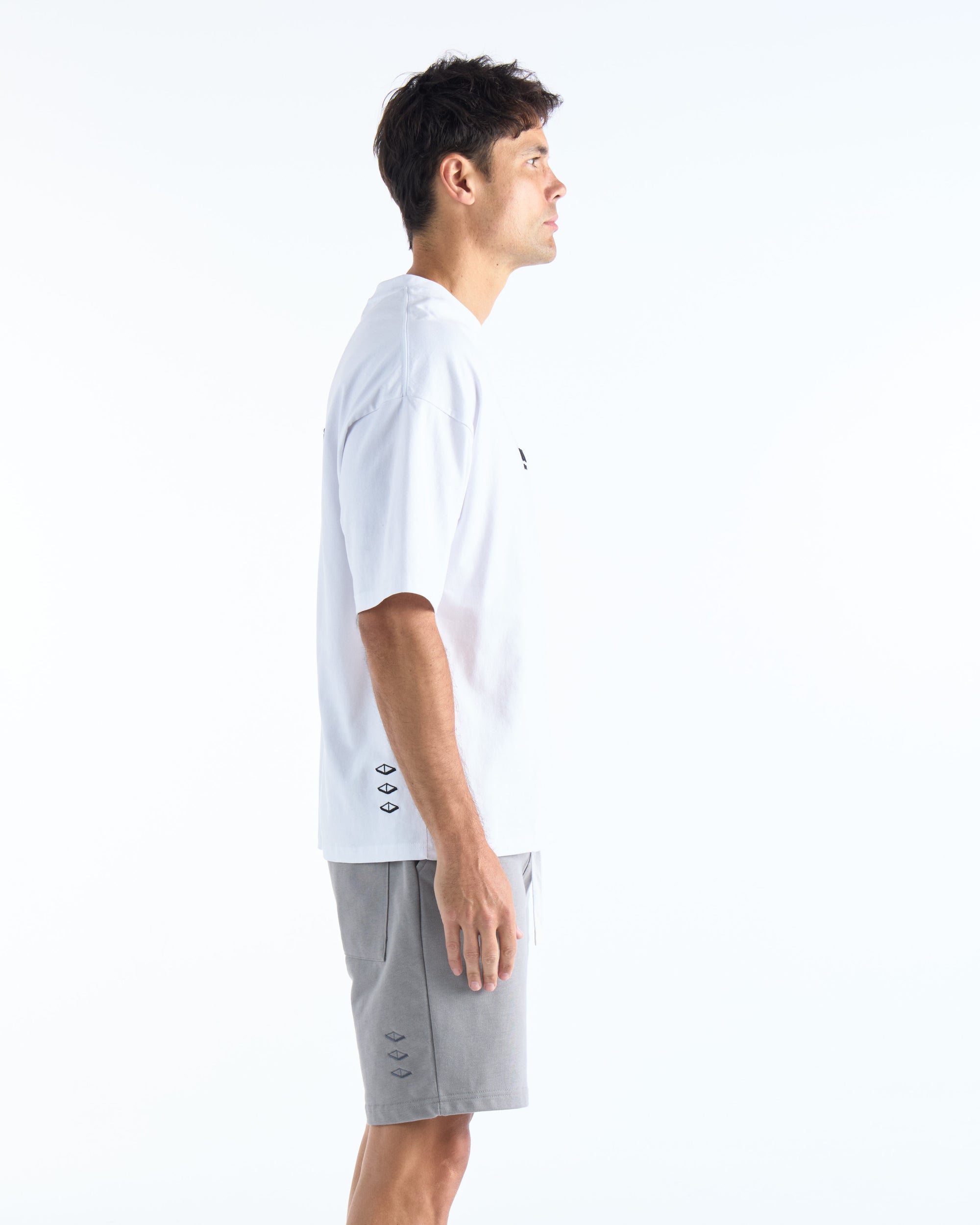 VOUSETI OG TEE- WHITE