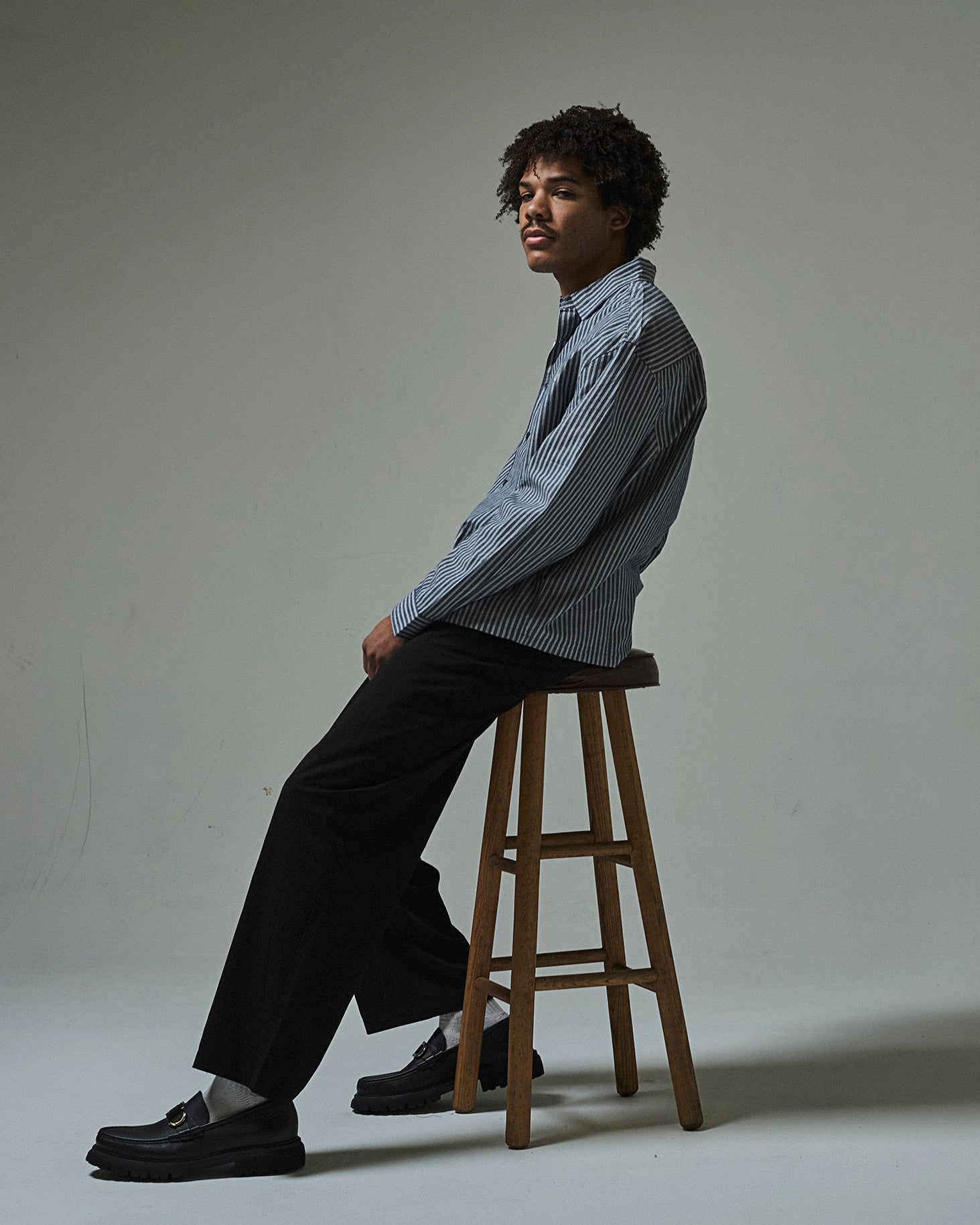 VOUSETI OFF COURT LS STRIPE SHIRT -NAVY