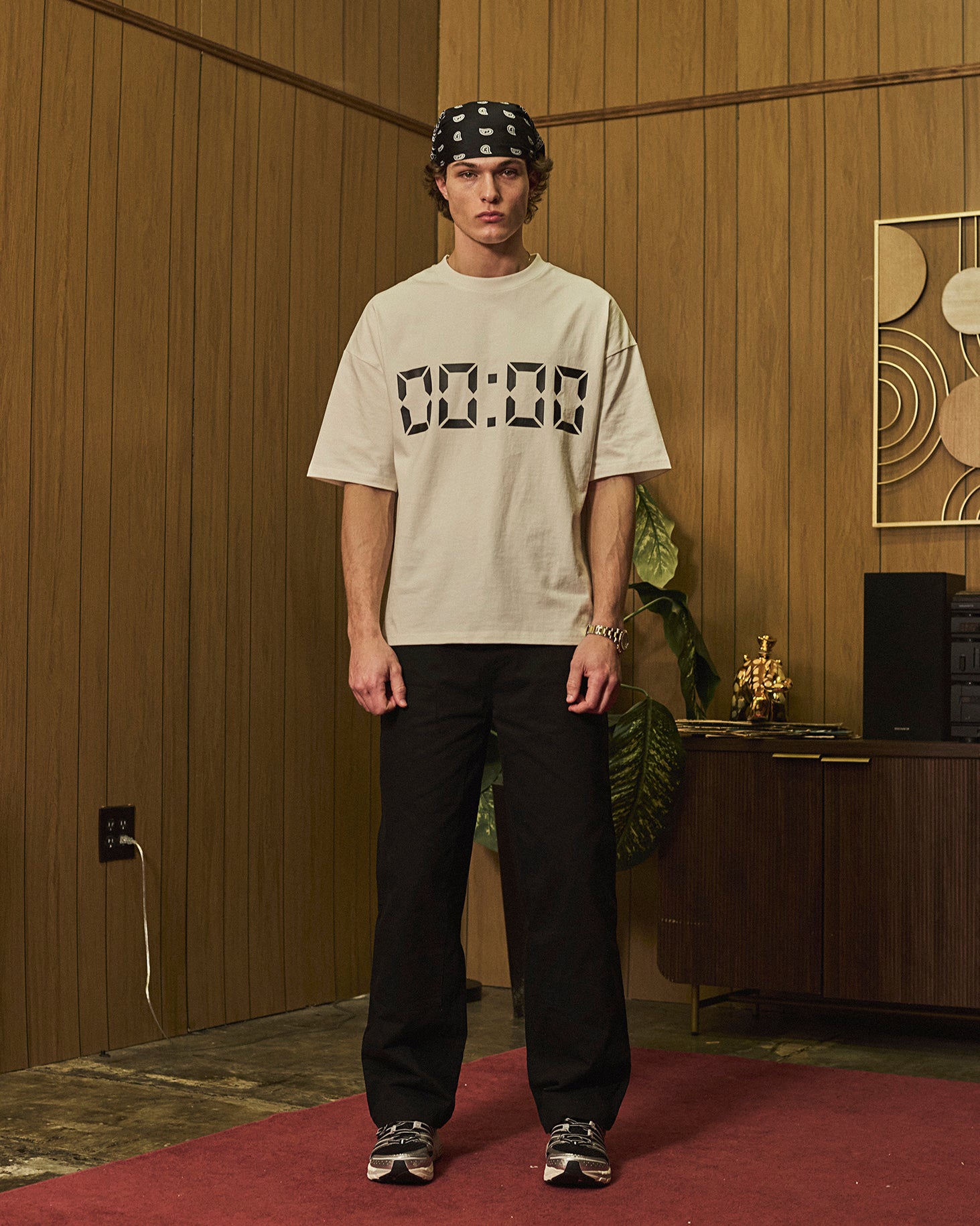 US AGAINST TIME T-SHIRT -OFF WHITE