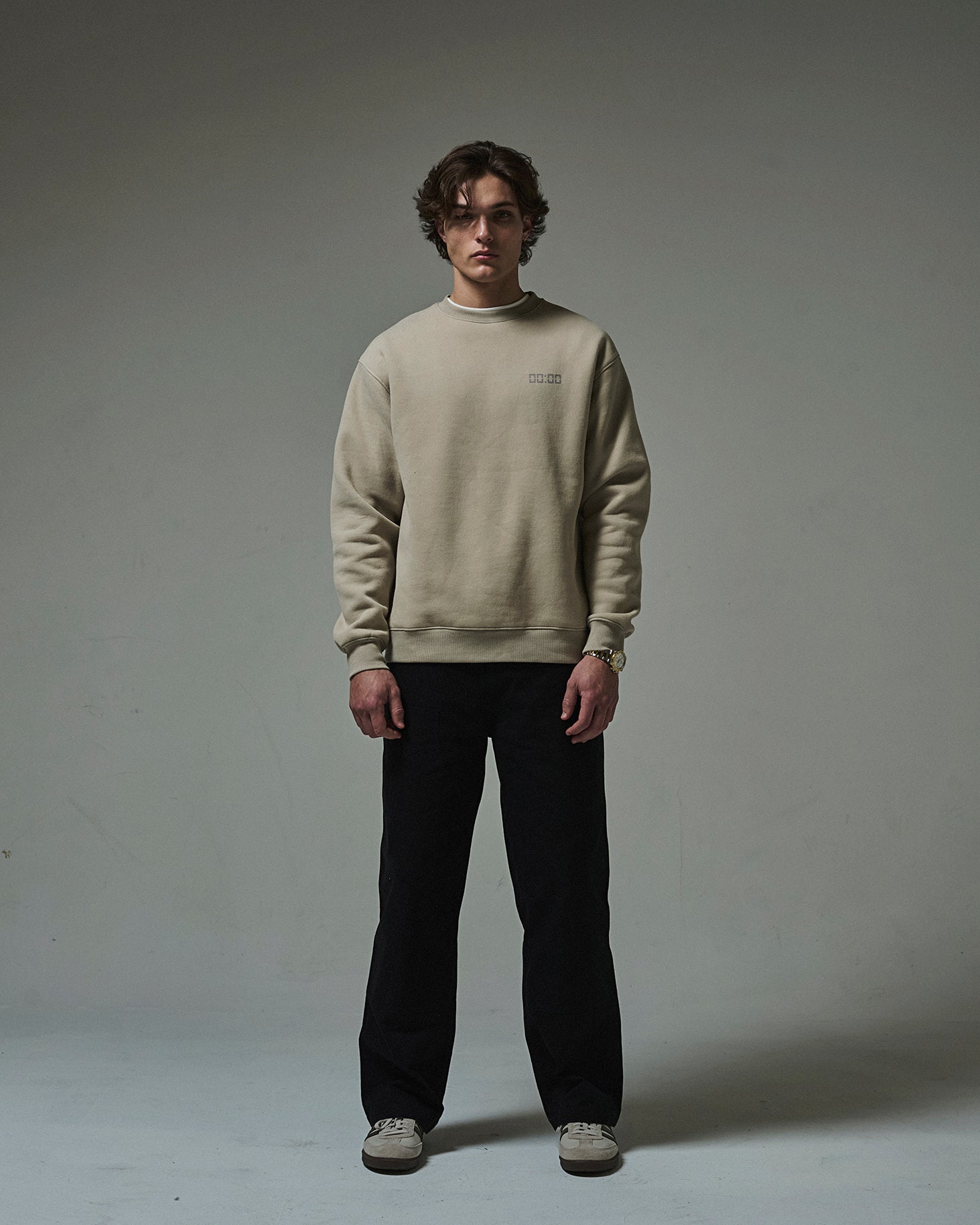 THE 00:00 ESSENTIALS SWEATER -BONE