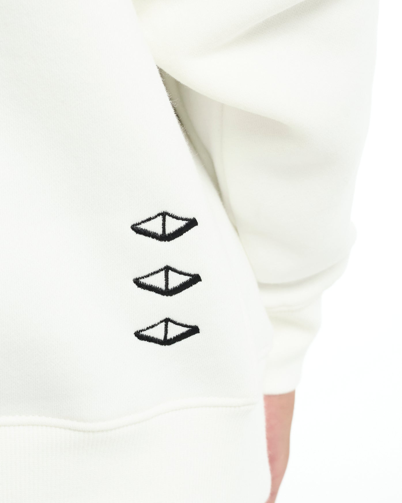 US AGAINST TIME HOOD -OFF WHITE