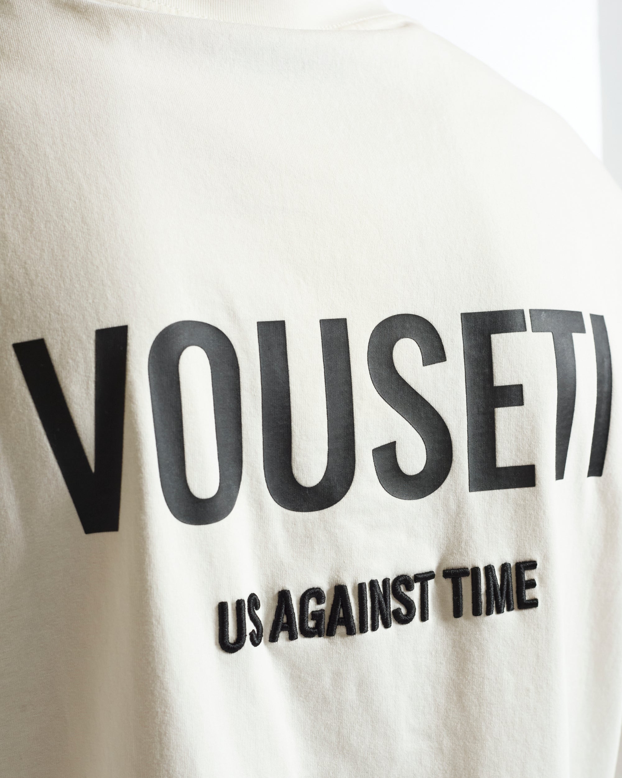 US AGAINST TIME T-SHIRT -OFF WHITE