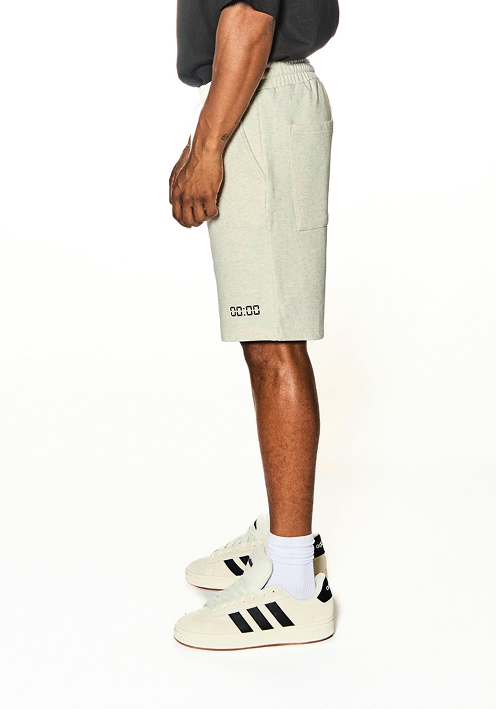 THE 00:00 ESSENTIALS SHORT - White Marl